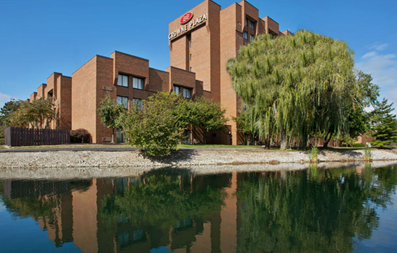 Crowne Plaza Columbus North - Worthington, An Ihg Hotel Exterior photo